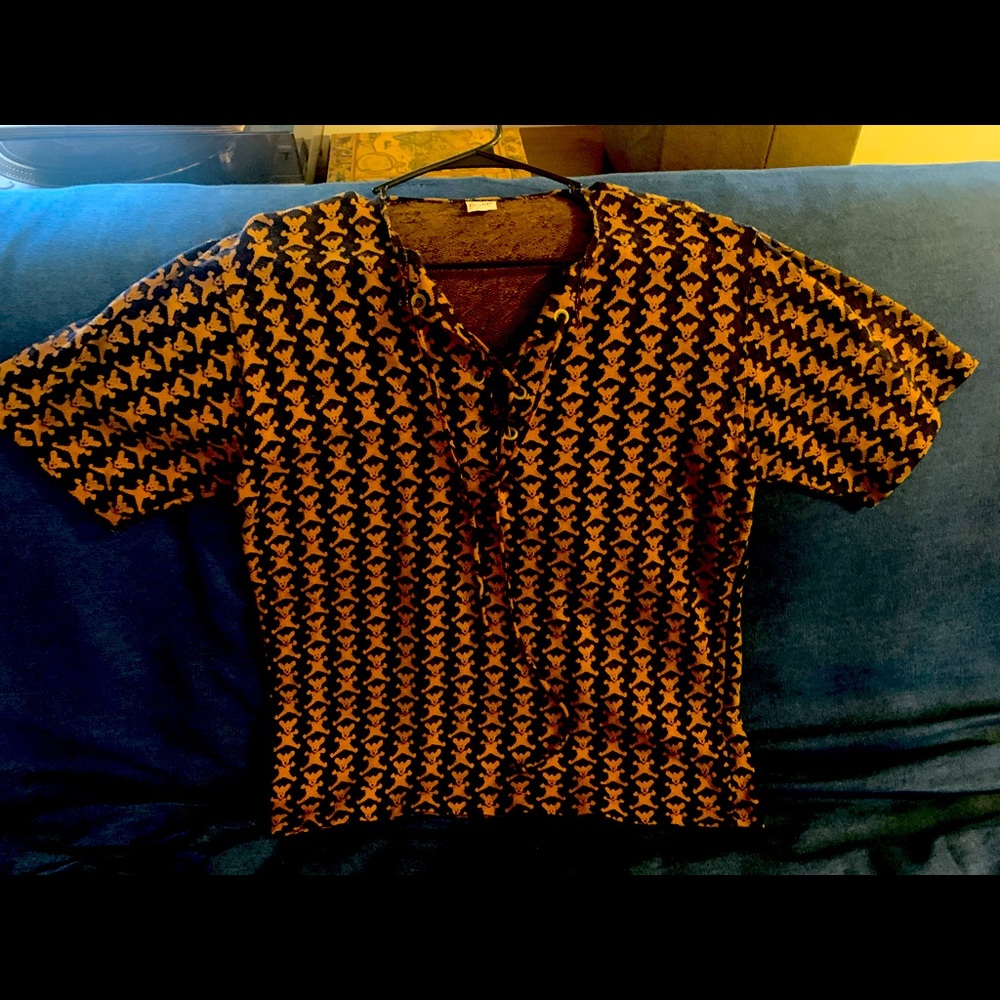 Vintage bohemian lace V-neck, Tiny happy bears dez